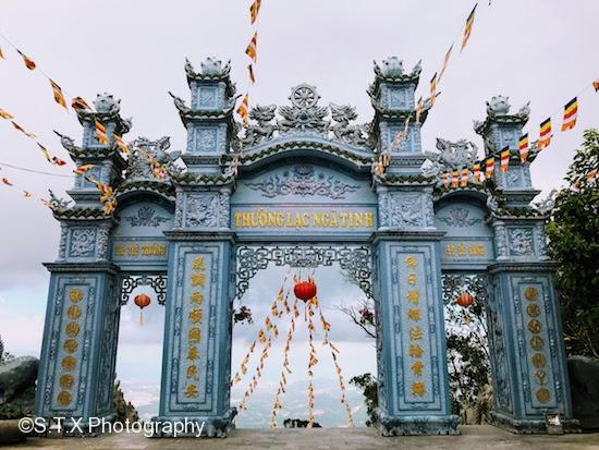 巴拿山灵应寺